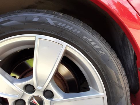 Used 2009 Pontiac G8 GT w/ Premium Package image 9