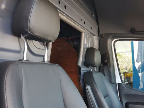 Used 2024 Mercedes-Benz Sprinter 2500 image 13