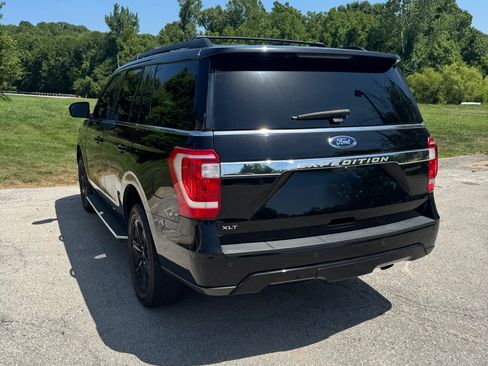Used 2021 Ford Expedition XLT AWD/4WD image 6