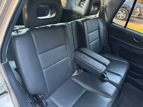Used 2001 Honda CR-V SE image 23