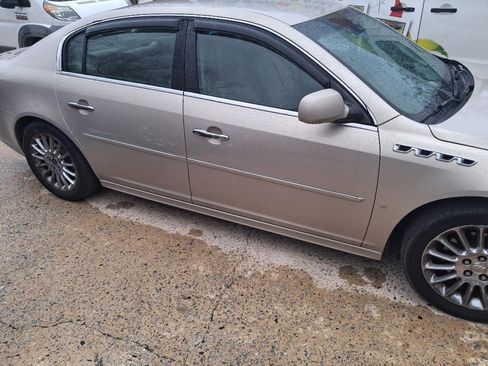 Used 2009 Buick Lucerne Super image 8