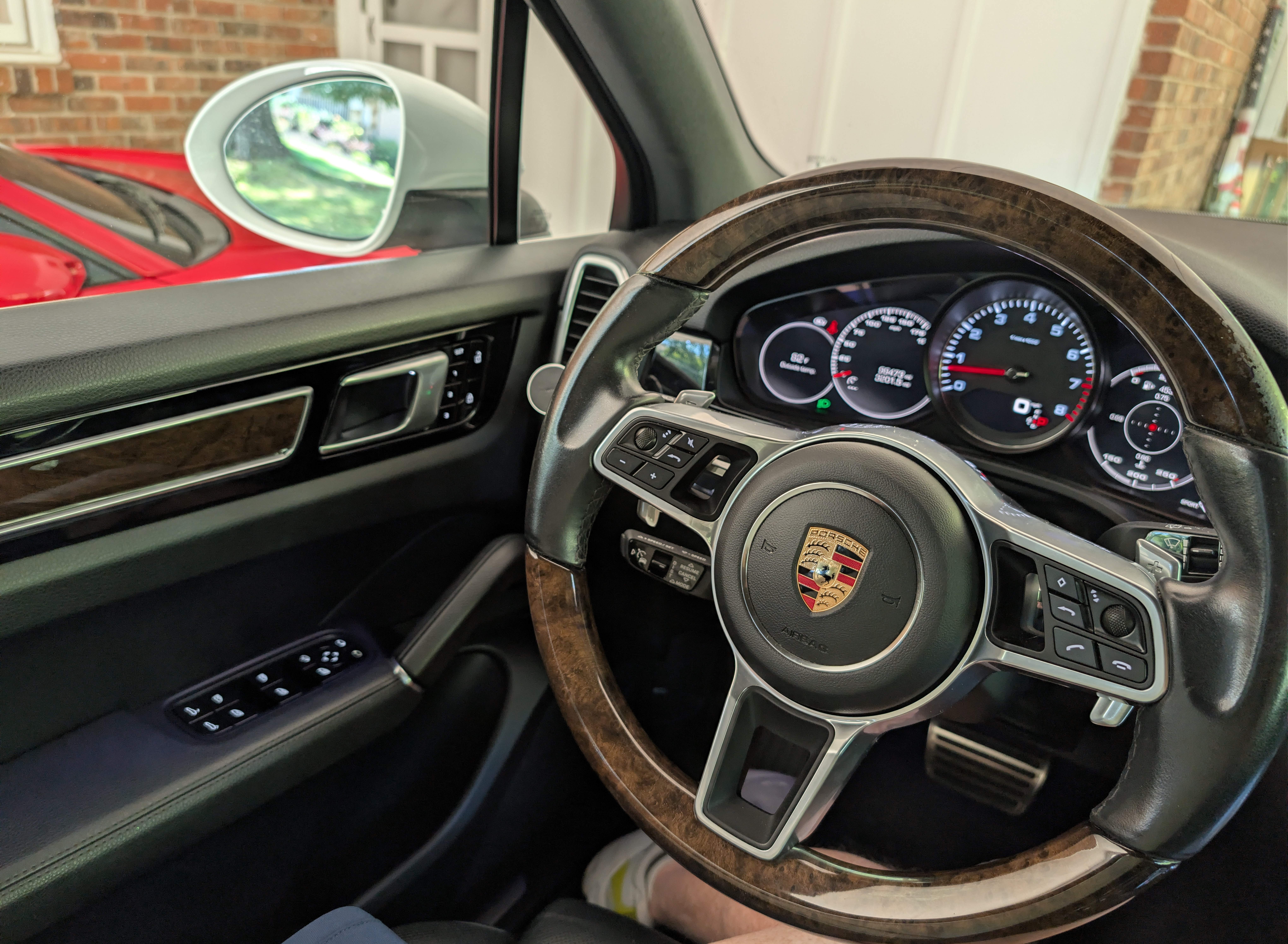 Used 2020 Porsche Cayenne S AWD/4WD image 6