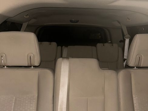 Used 2007 Ford Expedition EL XLT image 14