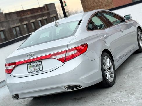 Used 2012 Hyundai Azera Sedan 4D image 11