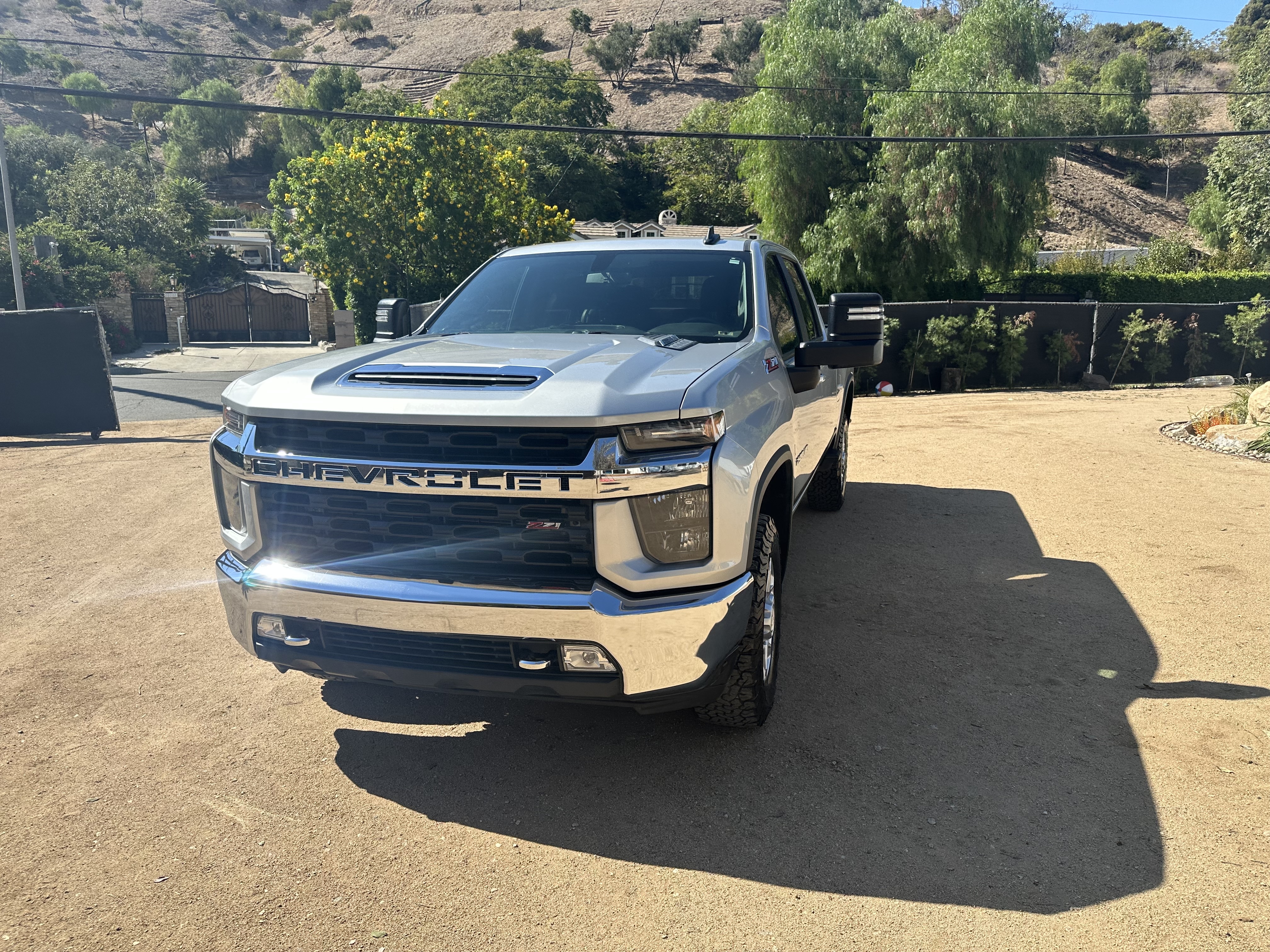 Used 2021 Chevrolet Silverado 2500 LT w/ Convenience Package AWD/4WD image 9