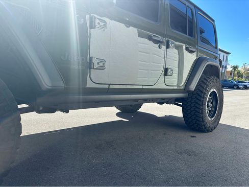 Used 2022 Jeep Wrangler Unlimited Sport image 5