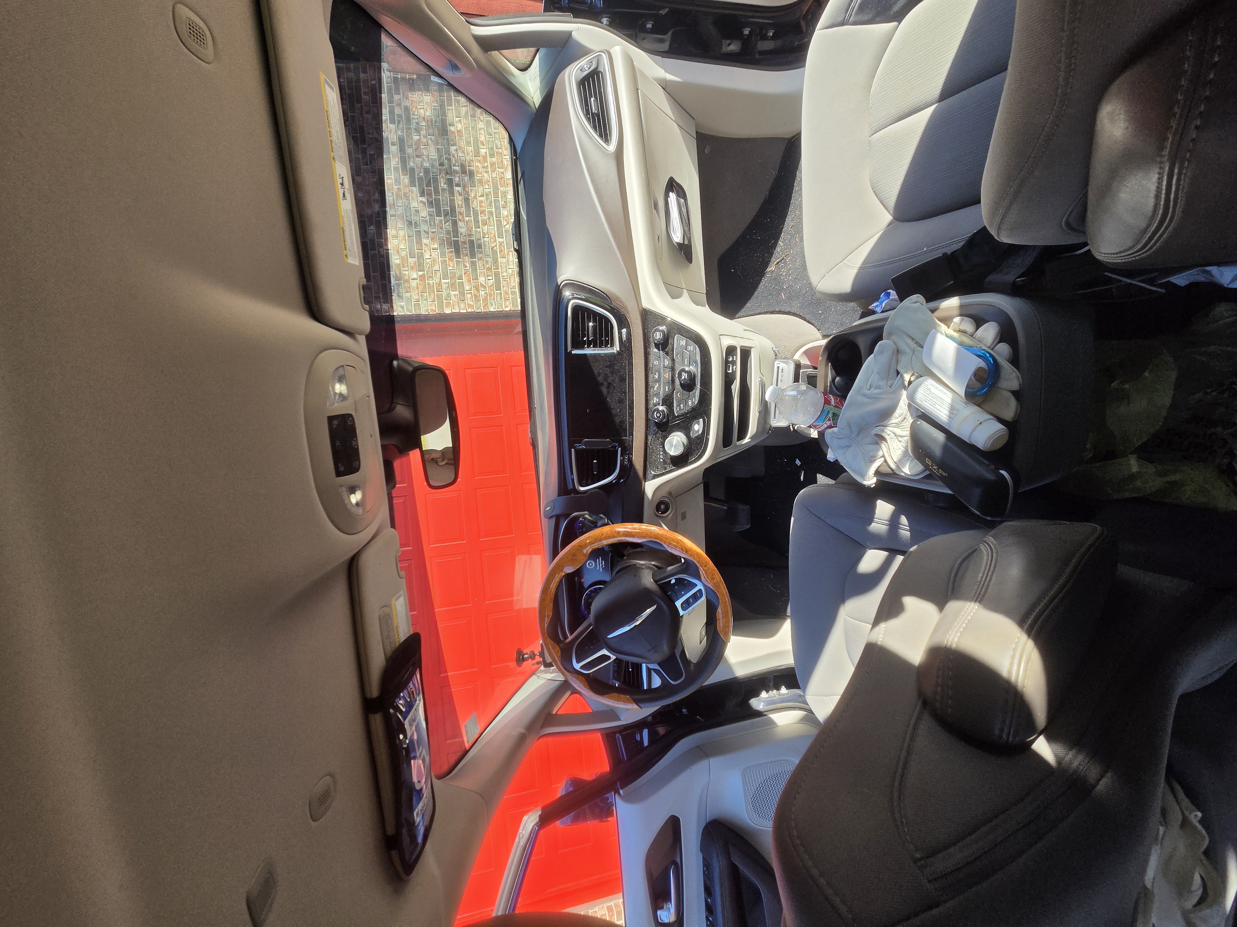 Used 2020 Chrysler Pacifica Touring w/ Advanced Safetytec Group FWD image 5