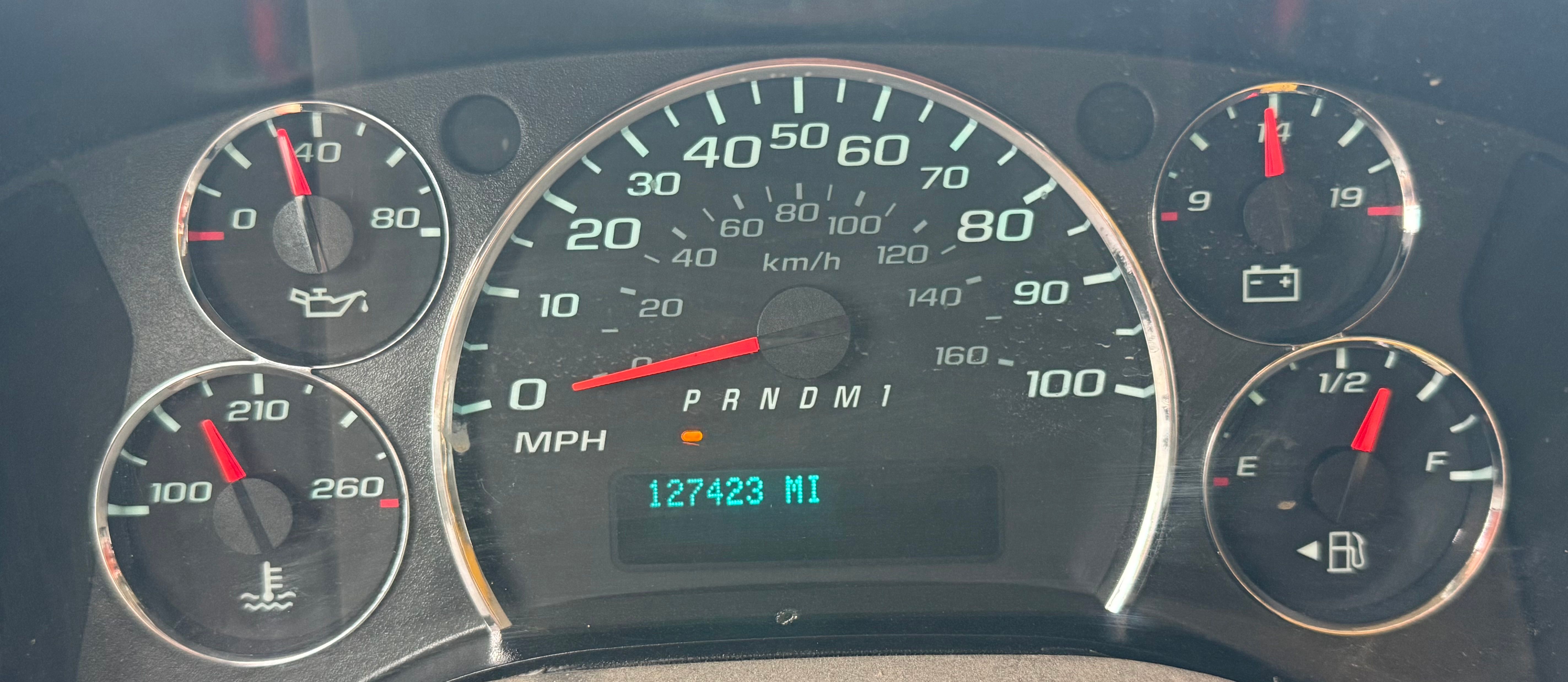 Used 2010 GMC Savana 3500 Extended RWD image 12