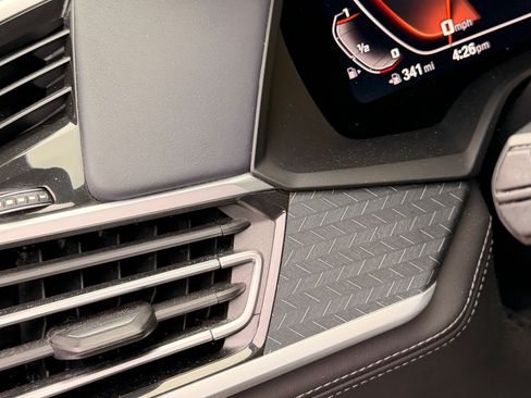 Used 2021 BMW X7 M50i image 20