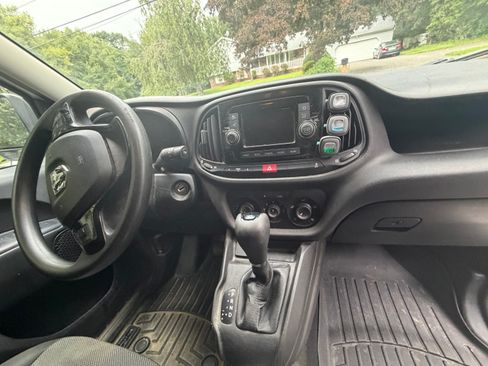 Used 2021 RAM ProMaster City Tradesman FWD image 20
