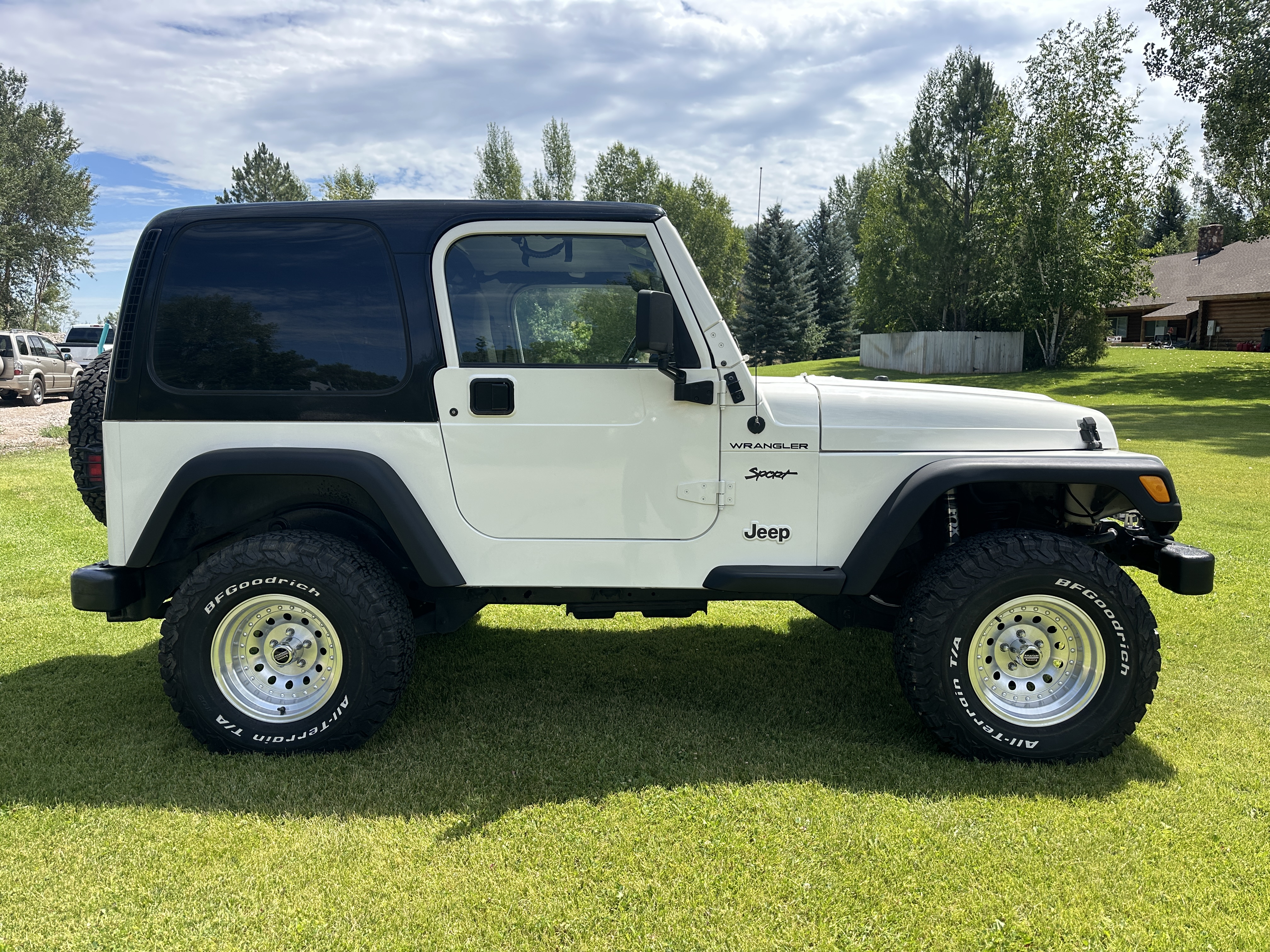 Used 2000 Jeep Wrangler Sport AWD/4WD image 1