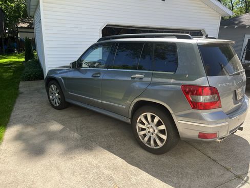 Used 2011 Mercedes-Benz GLK 350 4MATIC image 6