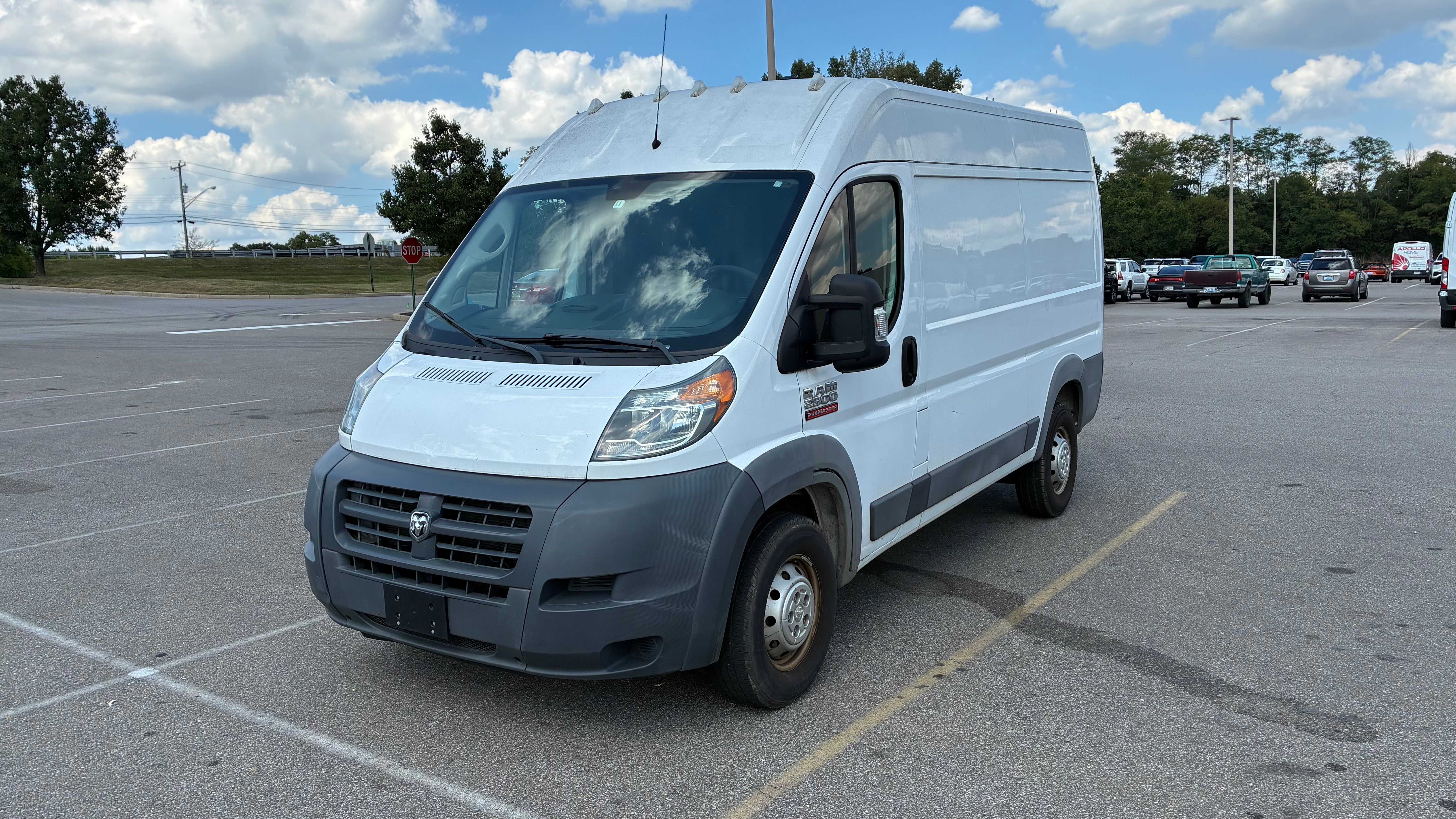 Used 2018 RAM ProMaster 2500 FWD image 1