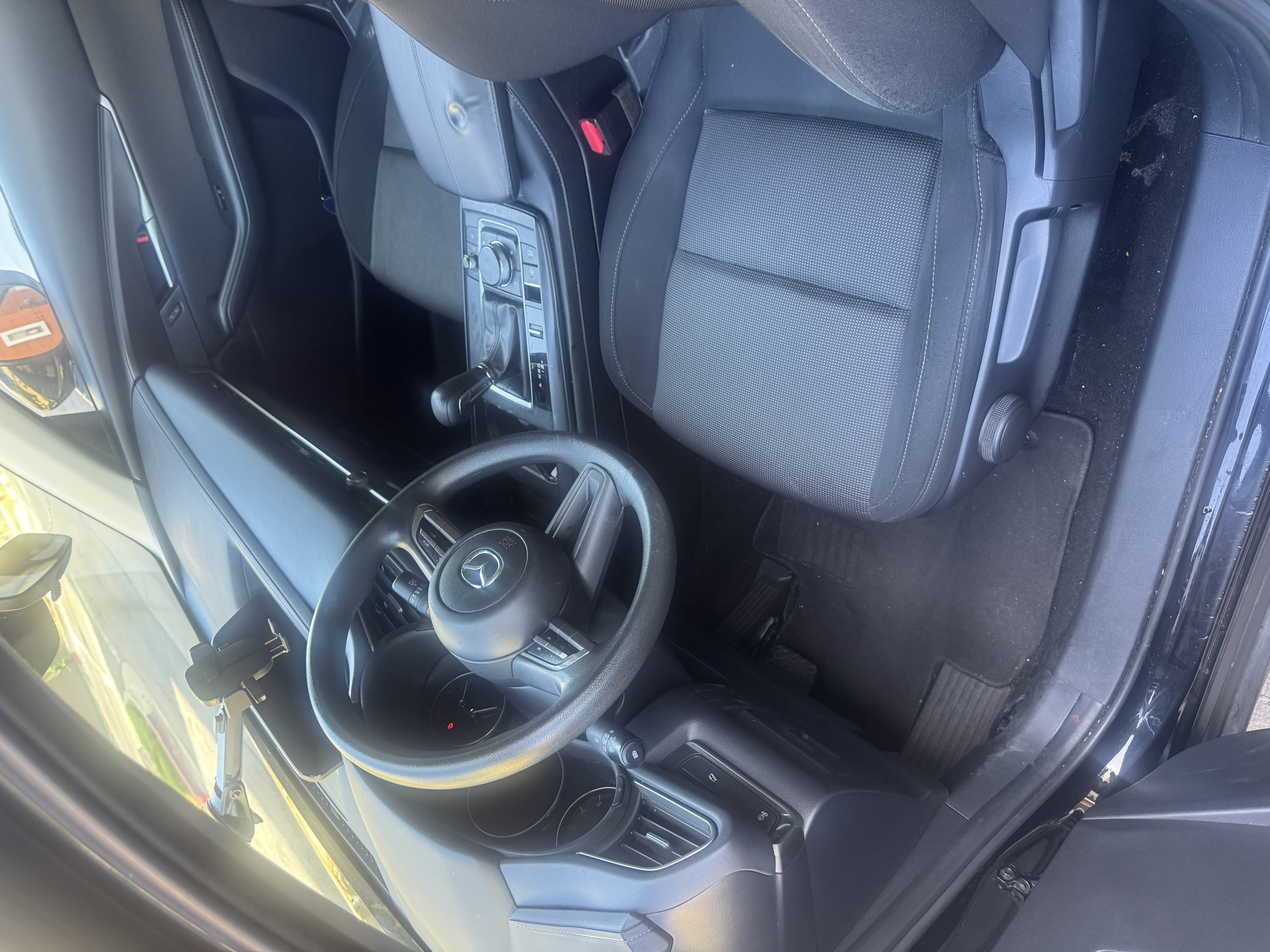 Used 2022 MAZDA CX-30 AWD 2.5 S image 2