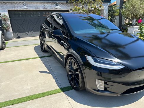 Used 2020 Tesla Model X Performance AWD/4WD image 4