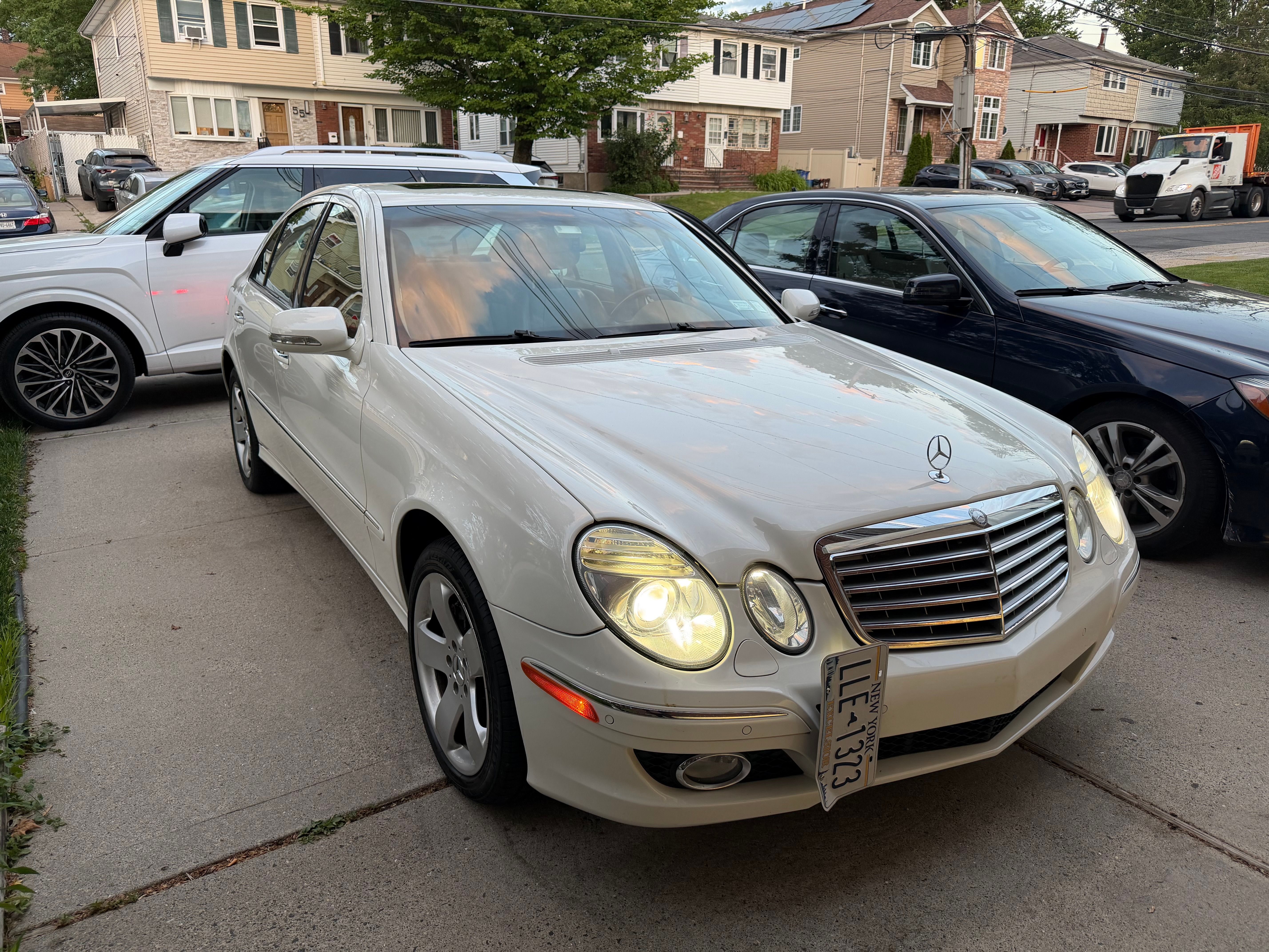 Used 2007 Mercedes-Benz E 550 Sedan image 1
