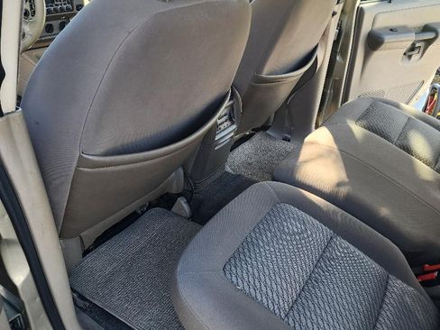 Used 2003 Ford Explorer Sport Trac XLT image 19