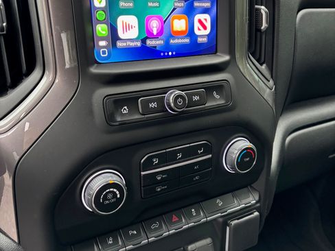 Used 2024 Chevrolet Silverado 2500 Custom w/ Custom Value Package image 19