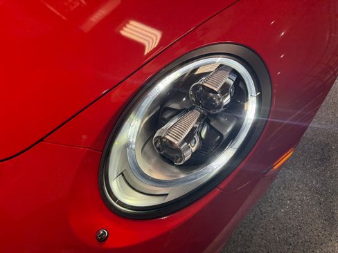 Used 2017 Porsche 911 Turbo S image 26