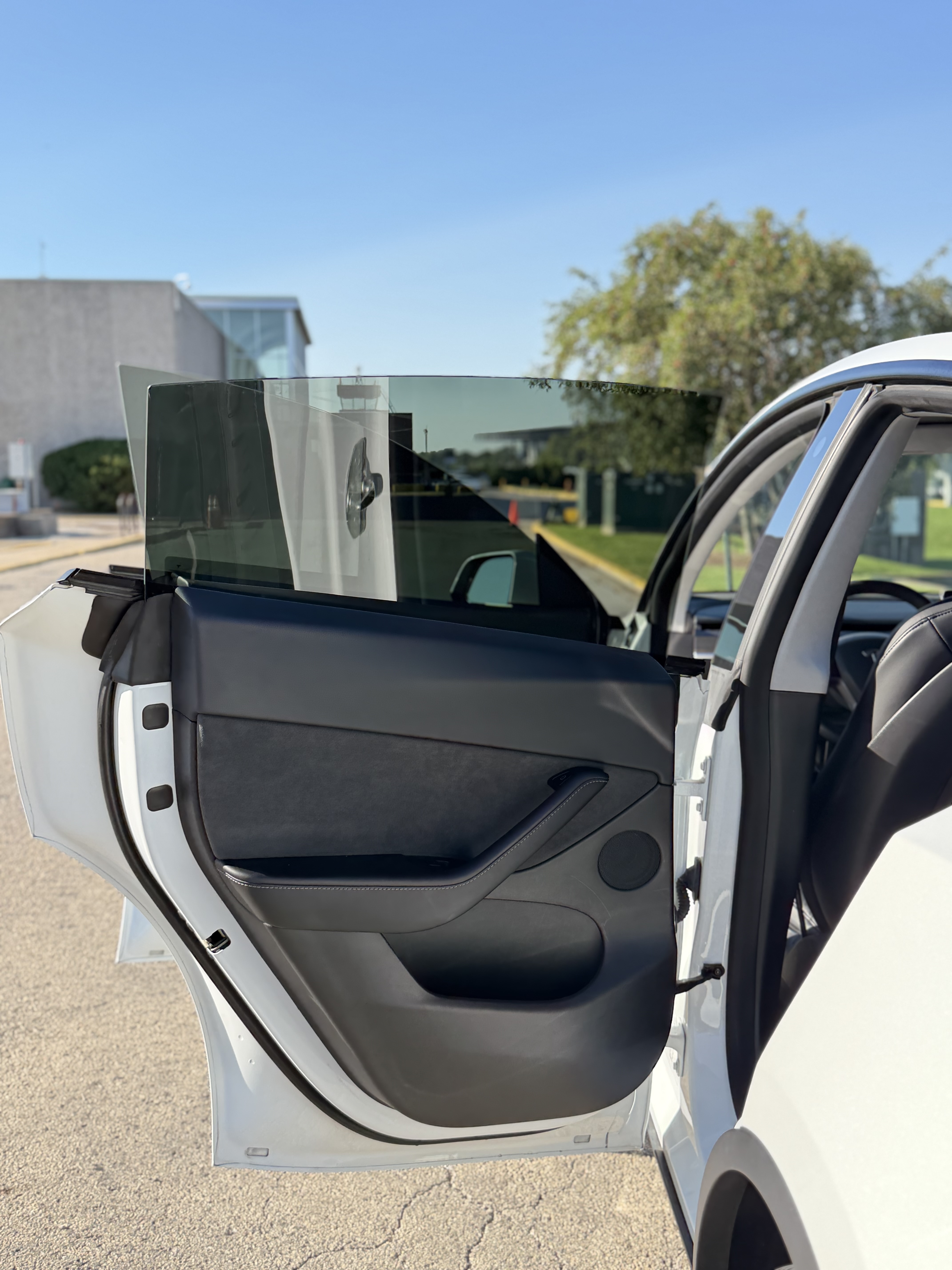 Used 2021 Tesla Model Y Long Range AWD/4WD image 13