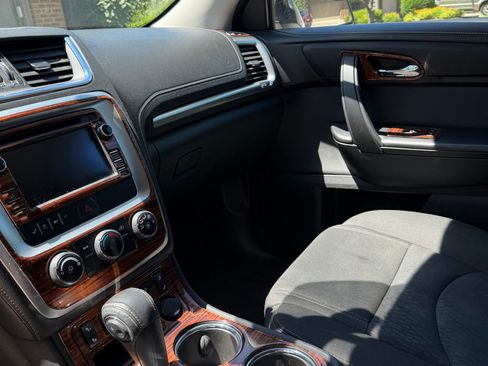 Used 2014 GMC Acadia SLE AWD/4WD image 8