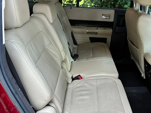 Used 2016 Ford Flex SEL w/ Equipment Group 202A FWD image 25