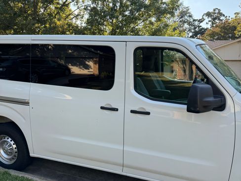 Used 2016 Nissan NV 3500 S w/ Power Package RWD image 15