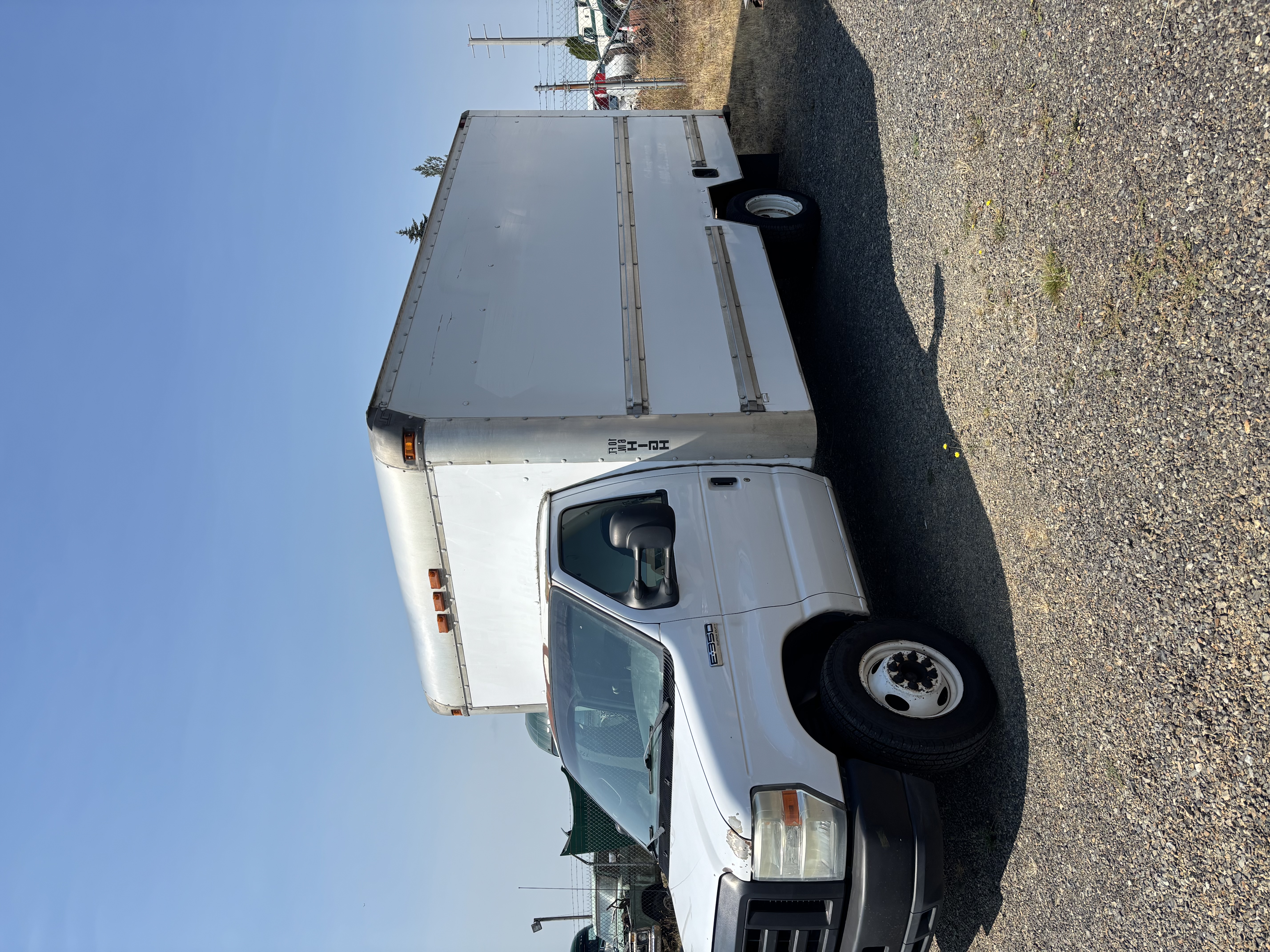 Used 2008 Ford E-350 and Econoline 350 Super Duty RWD image 1