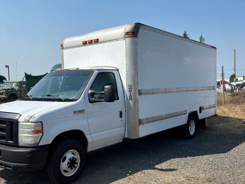 Used 2008 Ford E-350 and Econoline 350 Super Duty RWD image 1