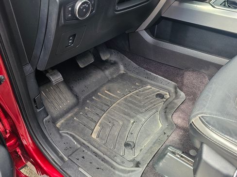 Used 2016 Ford F150 Platinum w/ Equipment Group 701A Luxury image 25