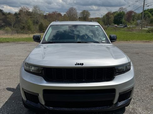 Used 2021 Jeep Grand Cherokee L Limited w/ Trailer Tow Group (B) AWD/4WD image 6