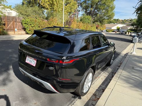 Used 2020 Land Rover Range Rover Velar R-Dynamic S image 5