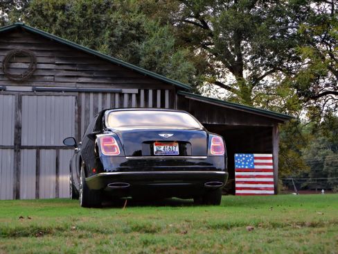 Used 2017 Bentley Mulsanne Sedan 4D image 18