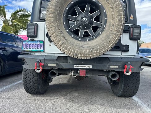 Used 2016 Jeep Wrangler Unlimited Sport image 29