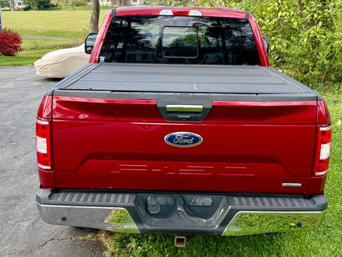 Used 2018 Ford F150 XLT w/ Equipment Group 302A Luxury image 5