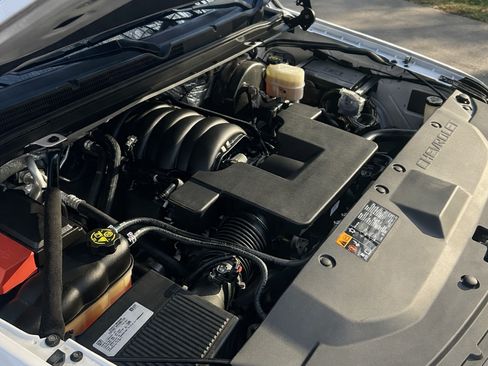 Used 2016 Chevrolet Suburban LTZ image 20