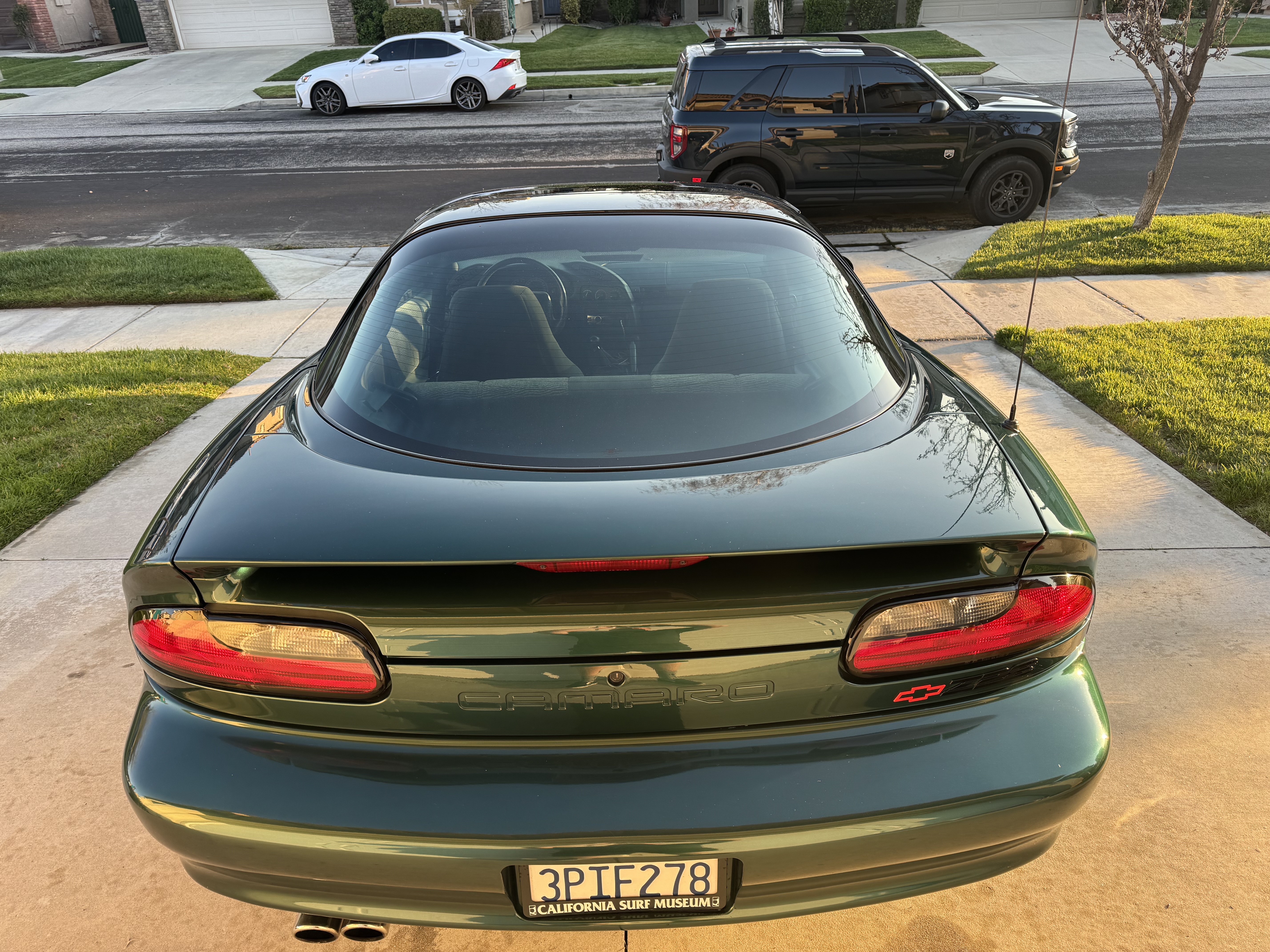 Used 1996 Chevrolet Camaro Z28 RWD image 2