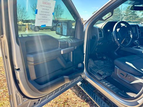 Used 2020 Ford F150 XLT w/ Equipment Group 302A Luxury image 13