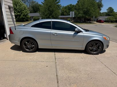 Used 2011 Volvo C70 T5