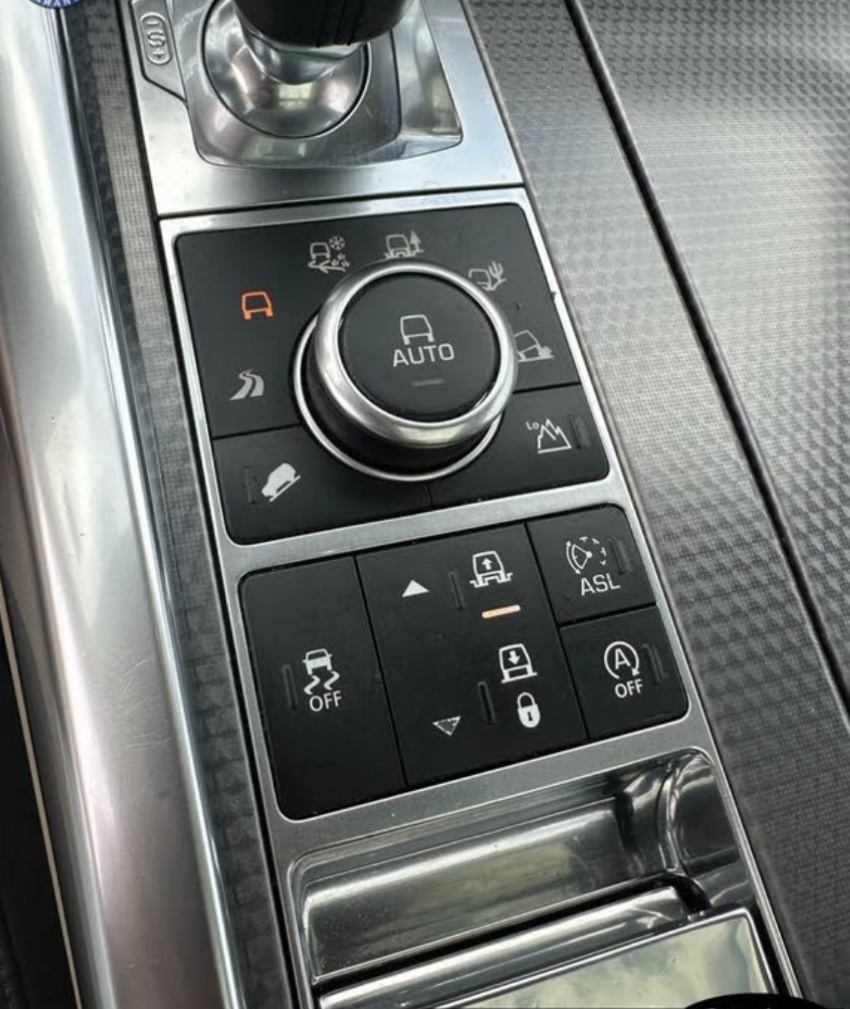 Used 2014 Land Rover Range Rover Sport Autobiography AWD/4WD image 23