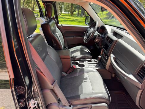 Used 2012 Jeep Liberty Sport AWD/4WD image 21