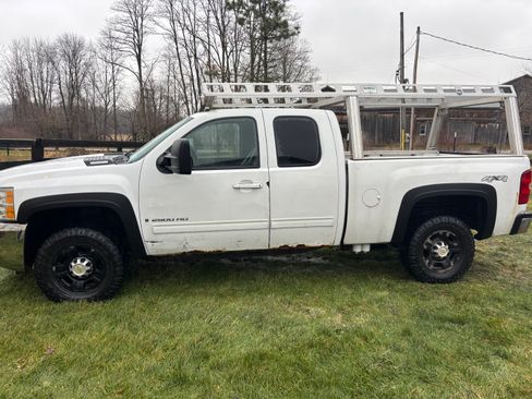Used 2009 Chevrolet Silverado 2500 LTZ w/ Safety Package image 1