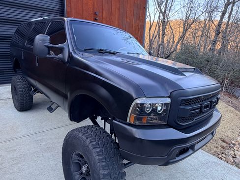 Used 2000 Ford Excursion Limited image 4