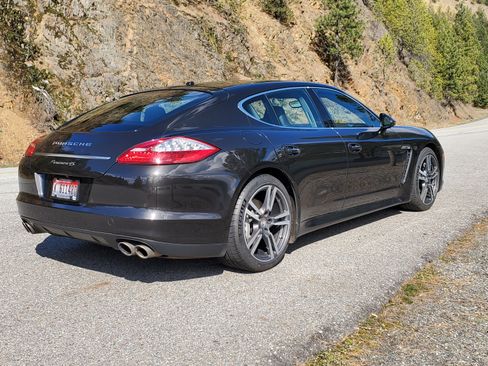 Used 2010 Porsche Panamera 4S image 22