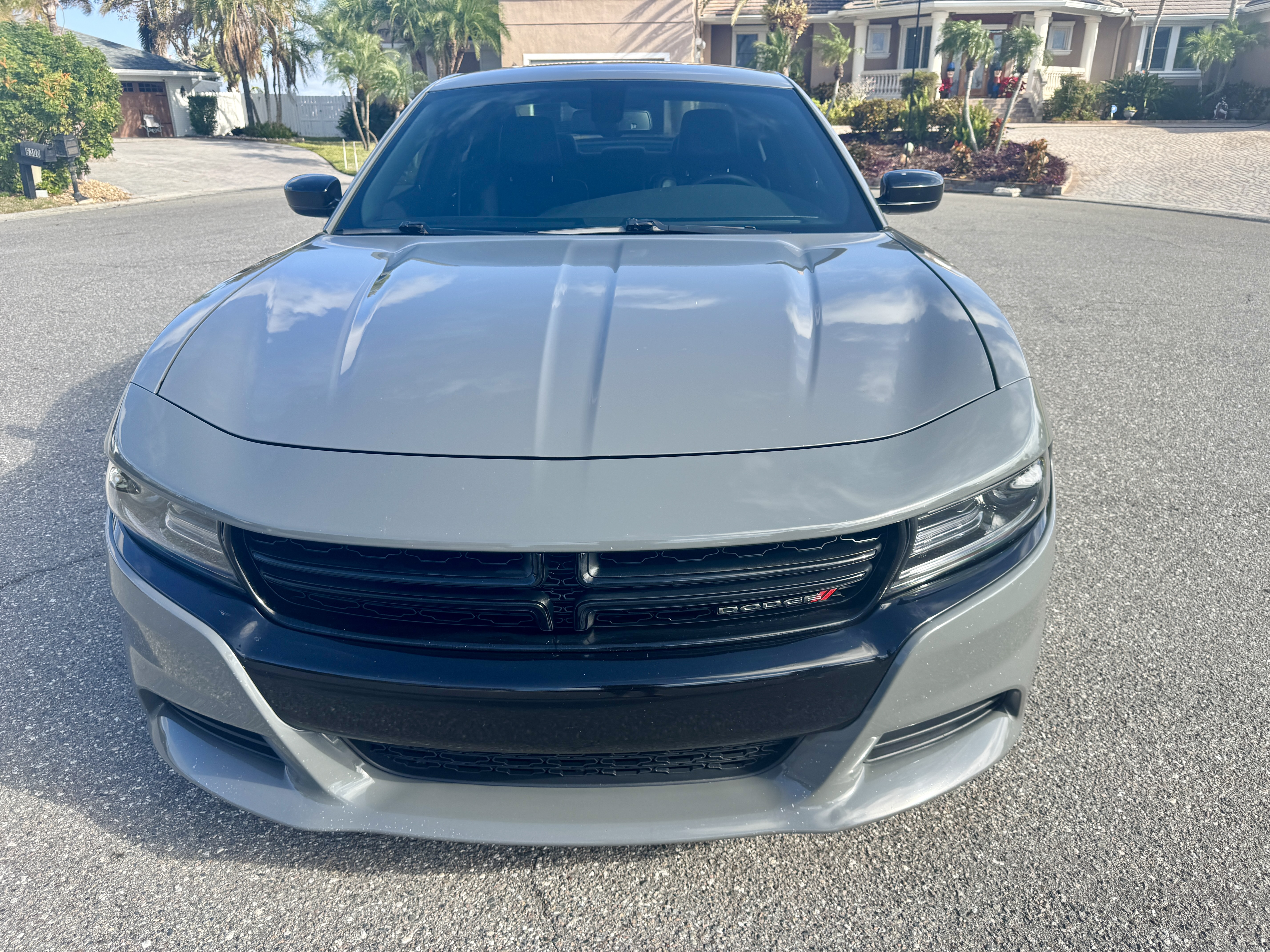 Used 2017 Dodge Charger R/T w/ Plus Group RWD image 2