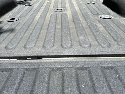Used 2018 RAM 2500 Tradesman w/ Chrome Appearance Group AWD/4WD image 5