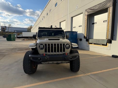 Used 2020 Jeep Gladiator Mojave image 4