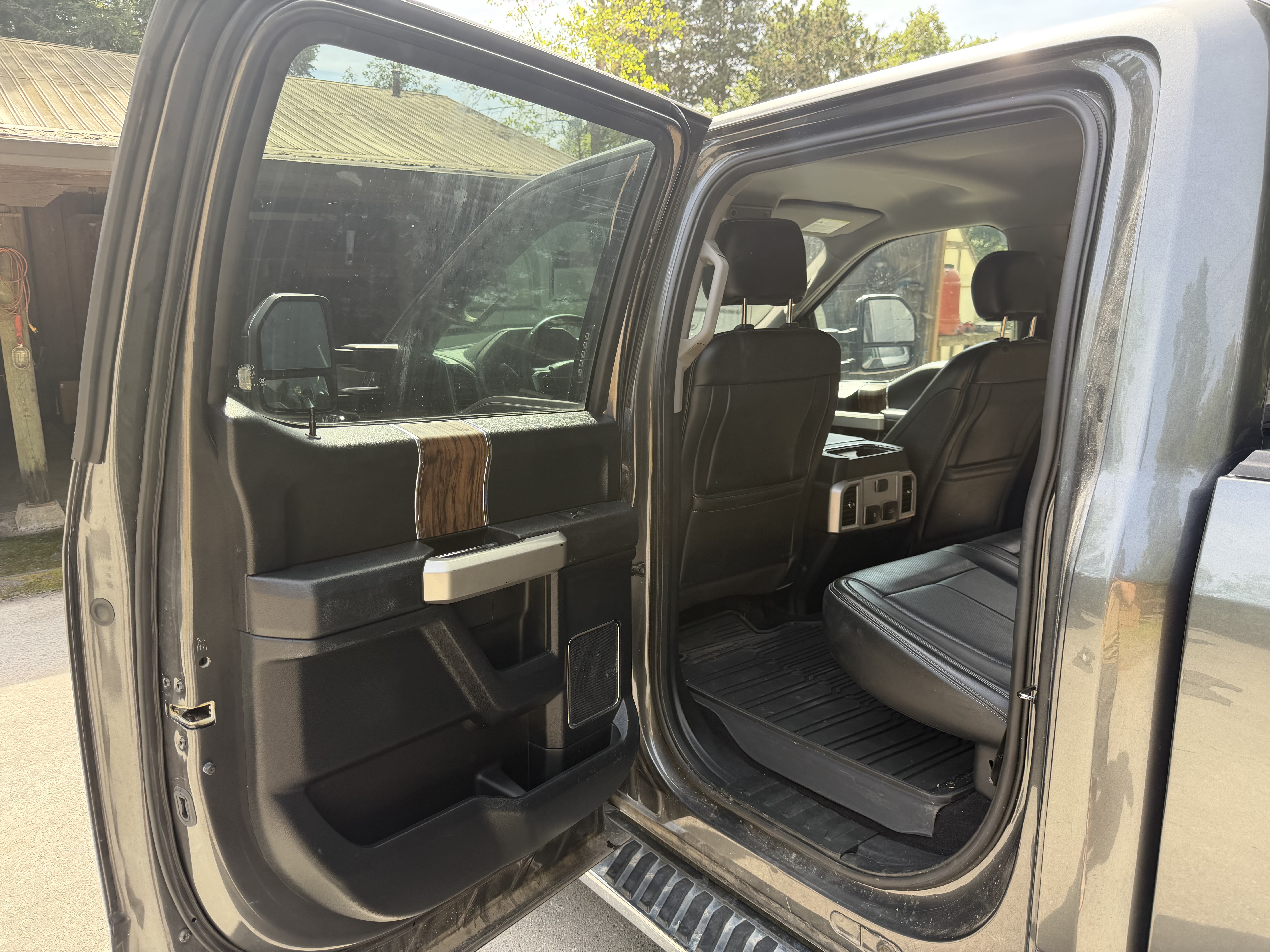 Used 2018 Ford F150 Lariat AWD/4WD image 10