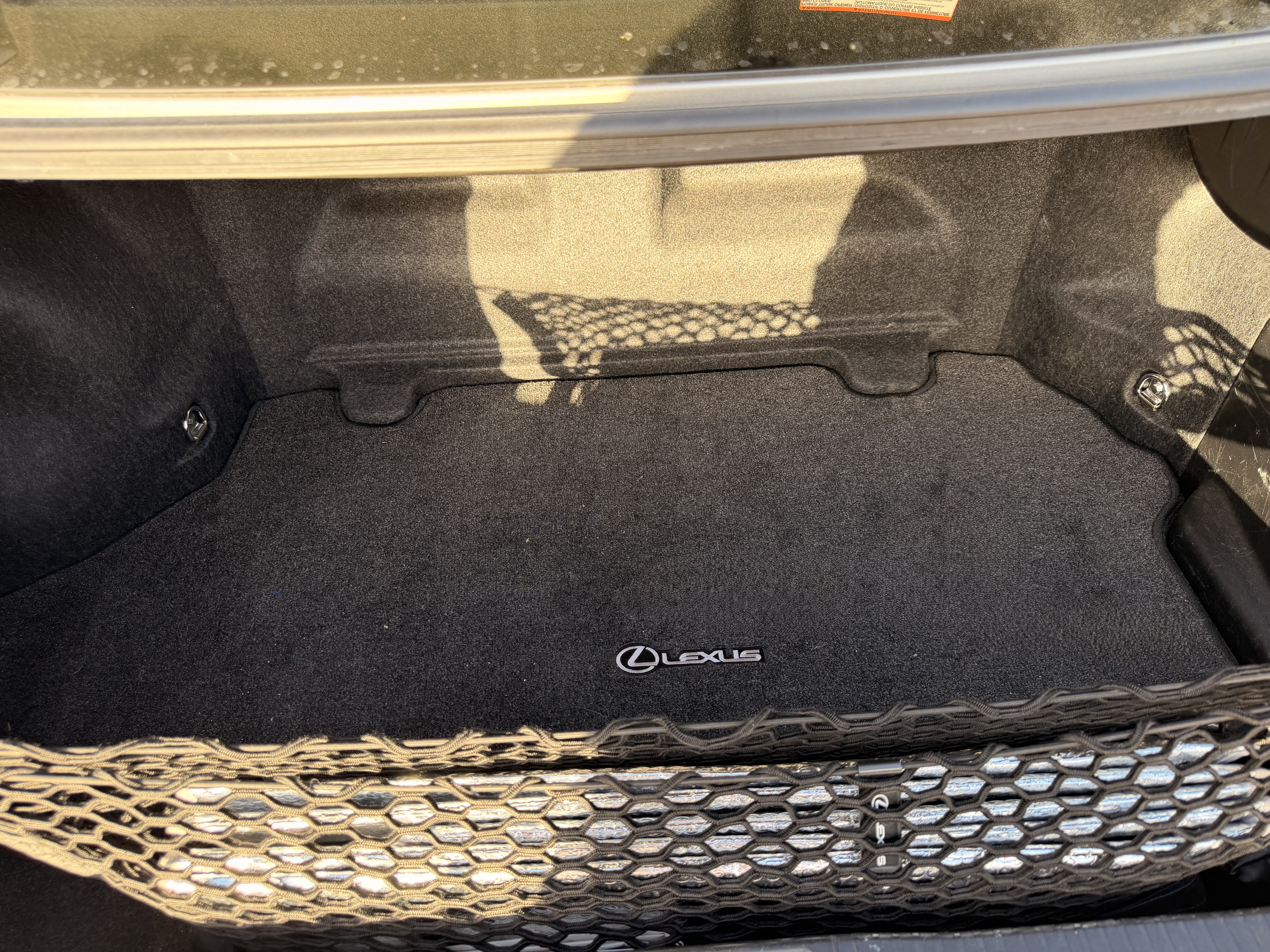 Used 2016 Lexus ES 300h w/ Luxury Package w/Wood Trim FWD image 14
