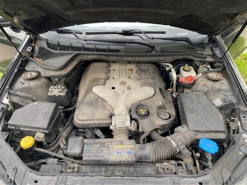 Used 2008 Pontiac G8 Sedan 4D image 6